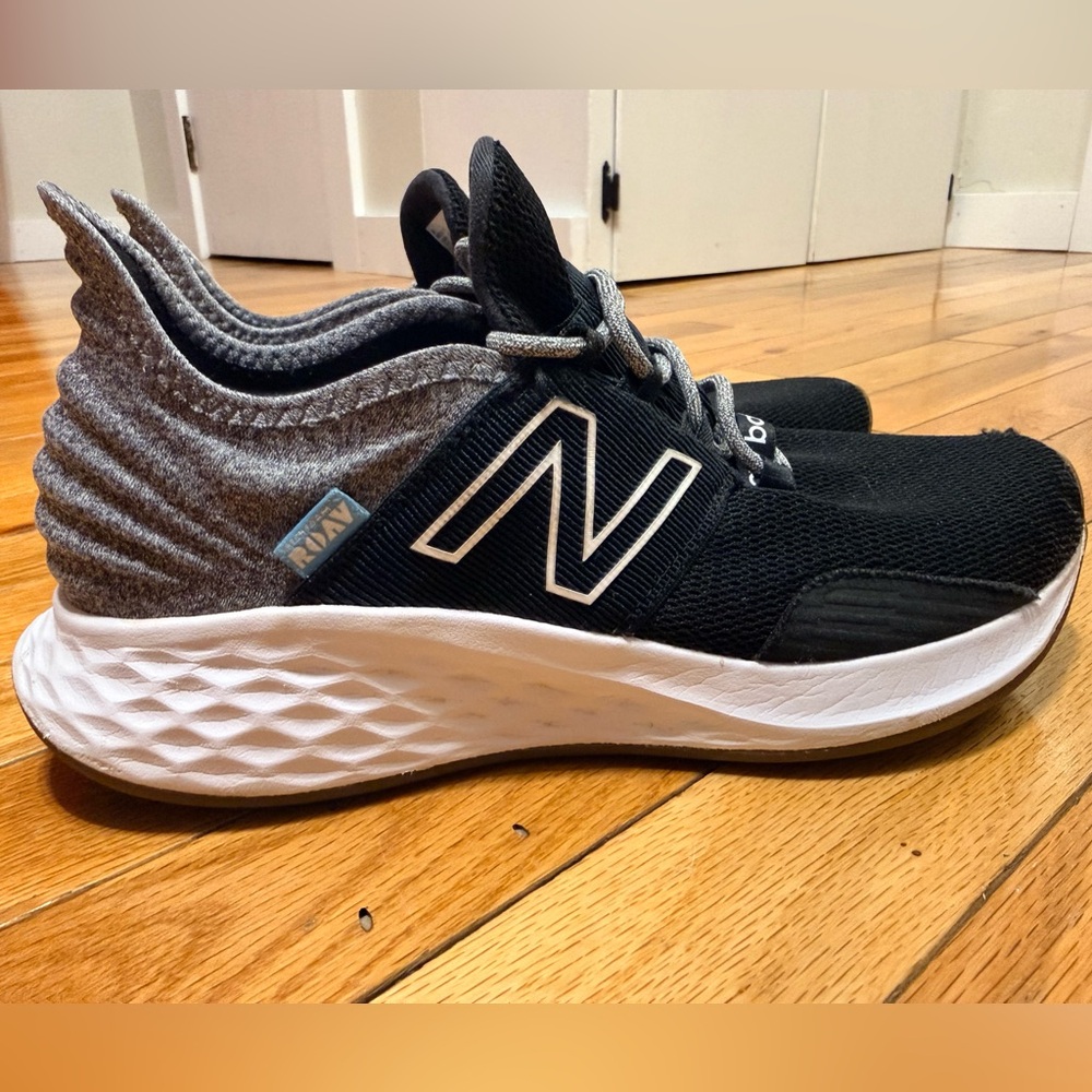 New Balance Women Black and Gray Sneakers